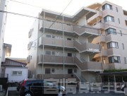 EAST COURT 402